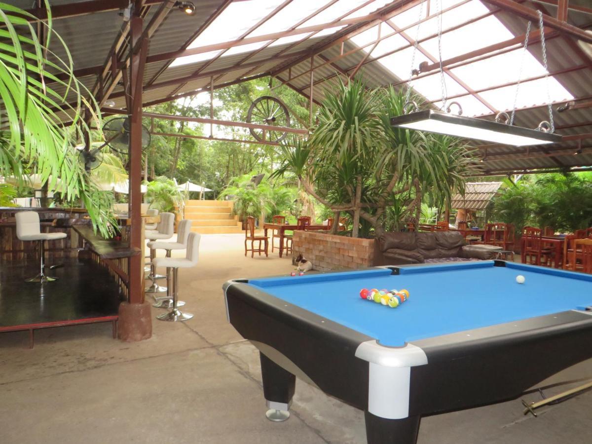 Hotel Isaan Perazim Park Roi Et Zewnętrze zdjęcie