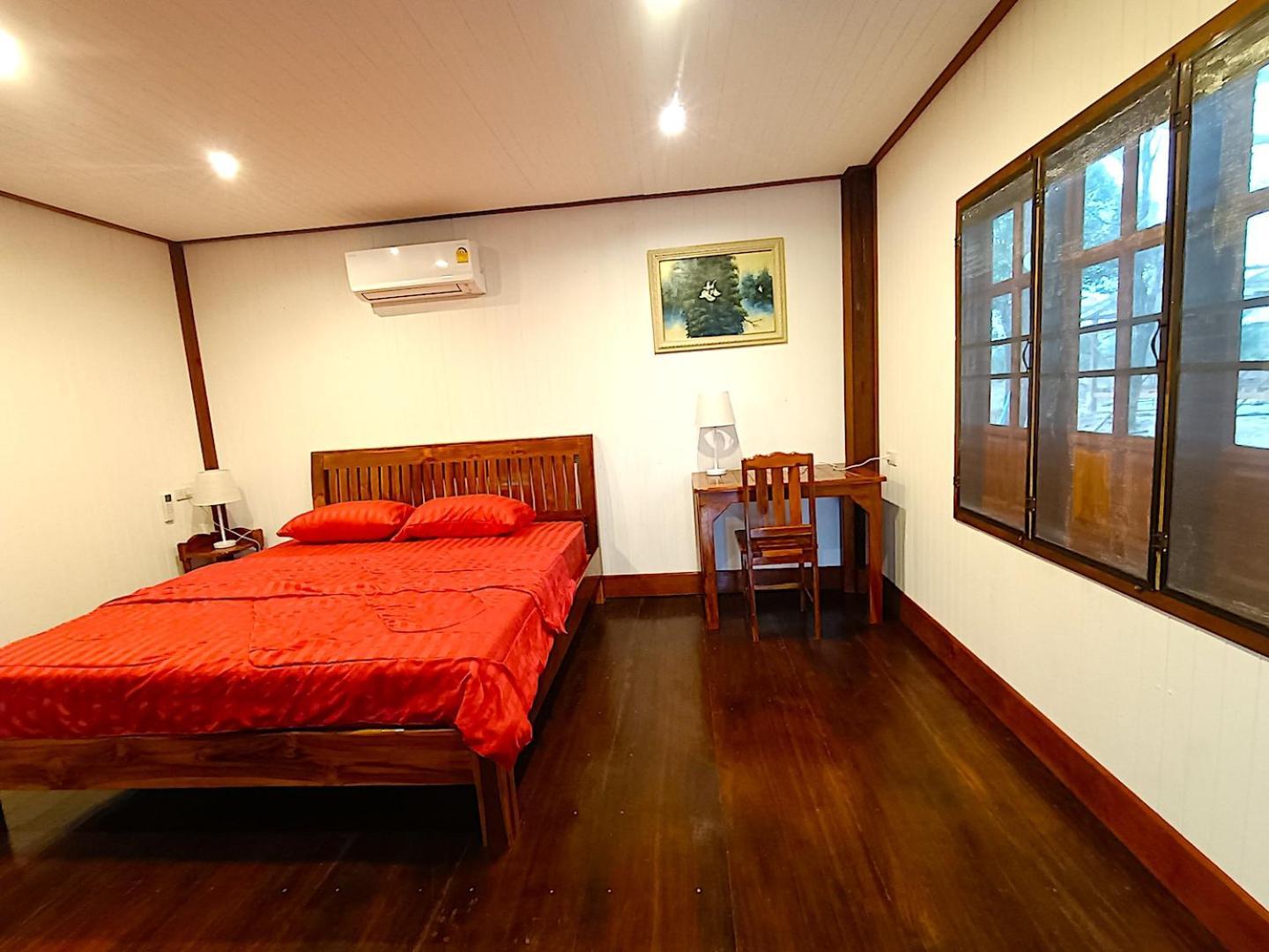 Hotel Isaan Perazim Park Roi Et Zewnętrze zdjęcie